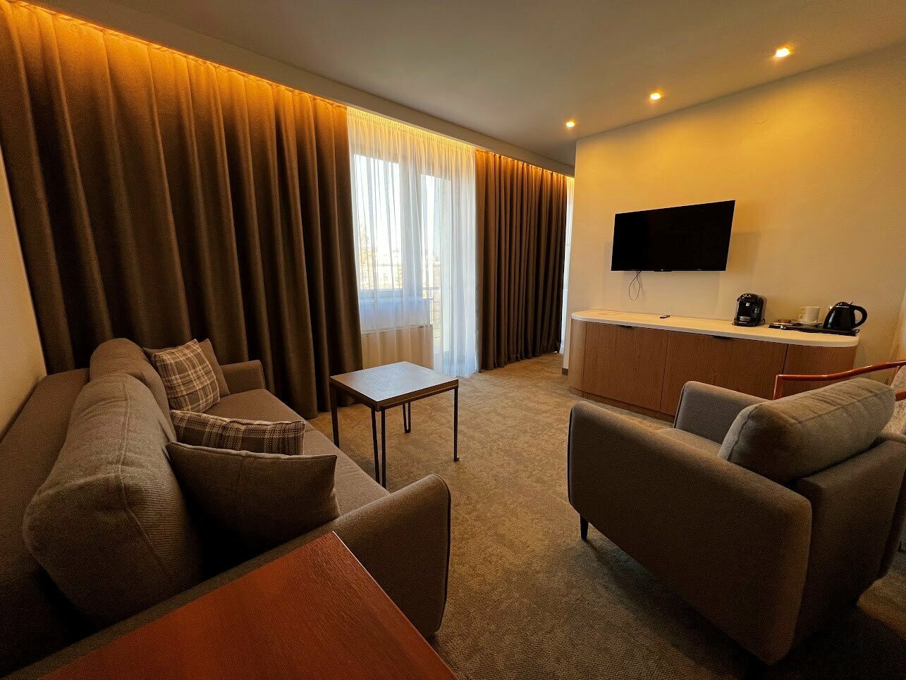 Улучшенный люкс