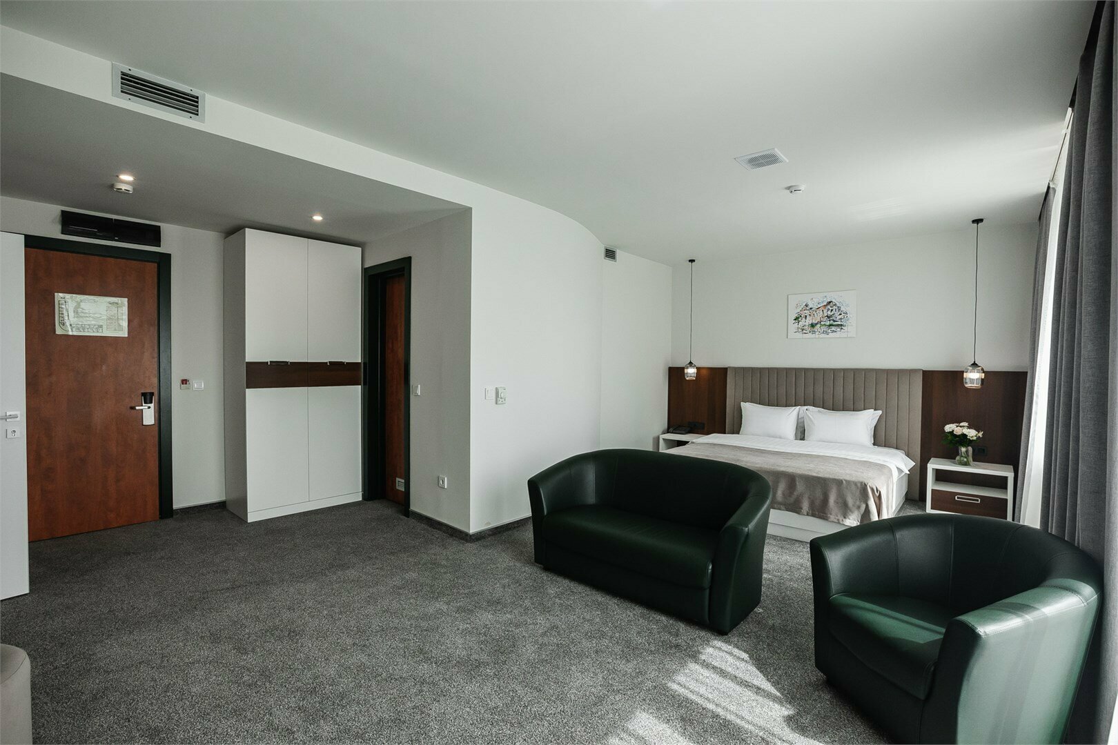 Полулюкс с видом на канал