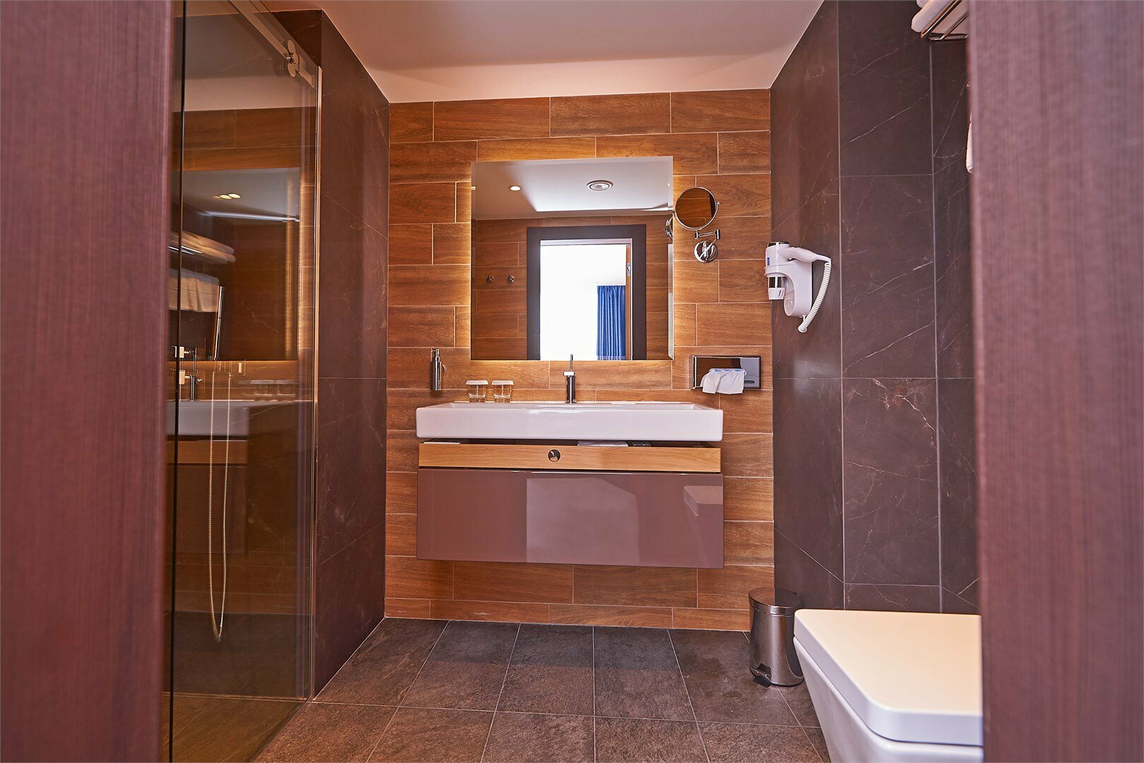 Двухкомнатный Представительский Люкс с видом на реку