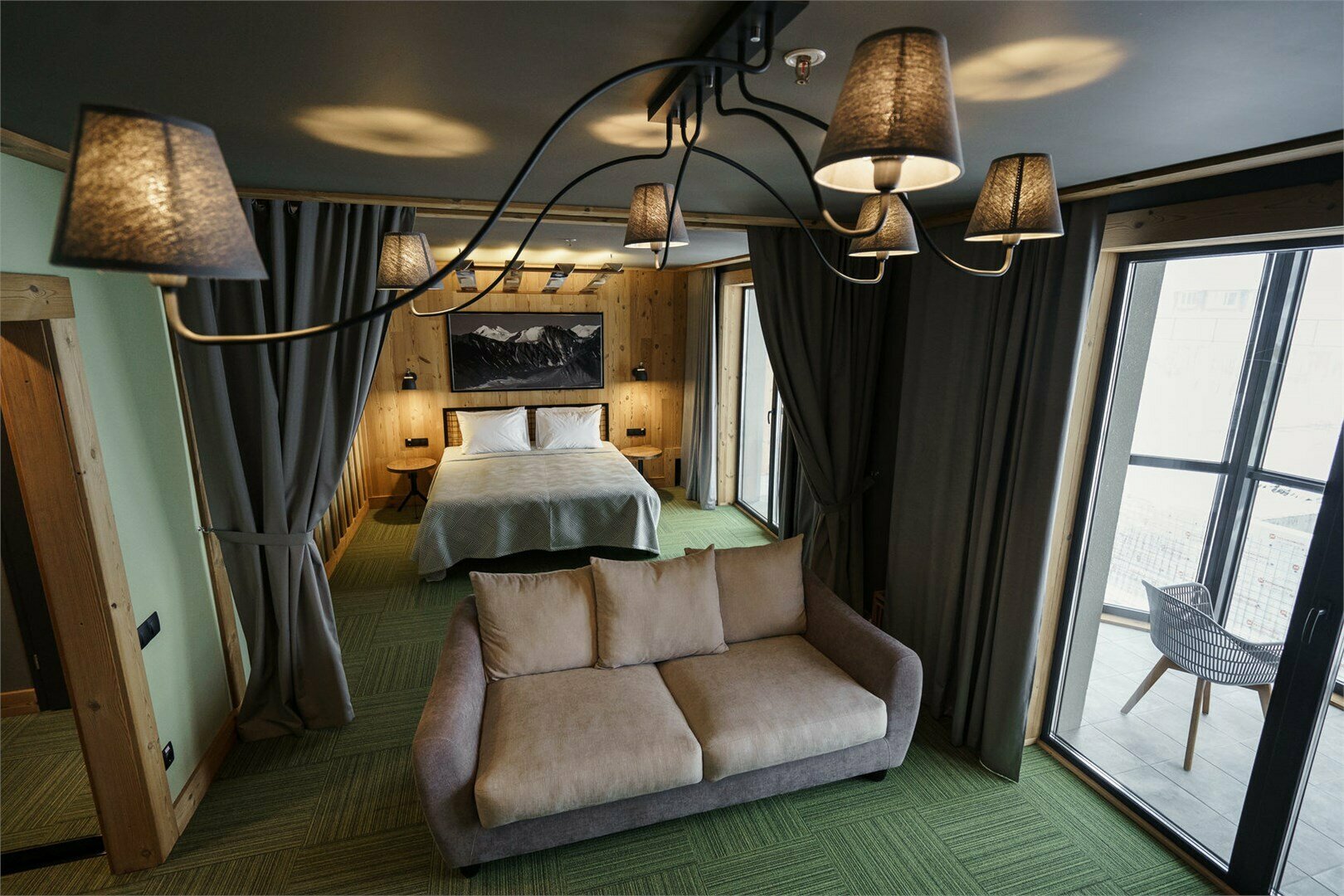 Делюкс первый корпус