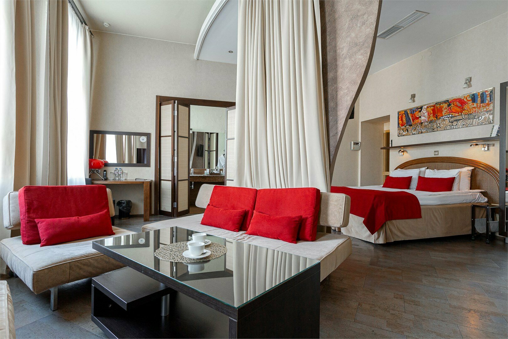 Гранд Люкс "Форум"