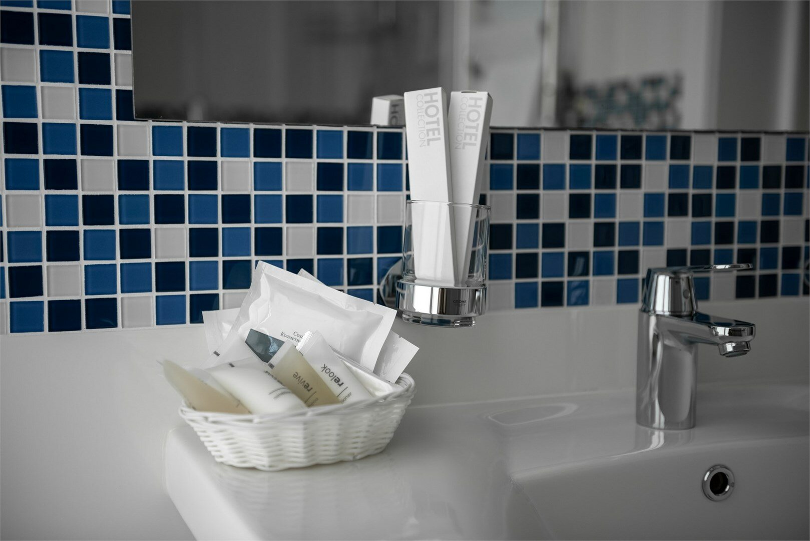 Люкс «Картье» двухкомнатный (mountain –see View)