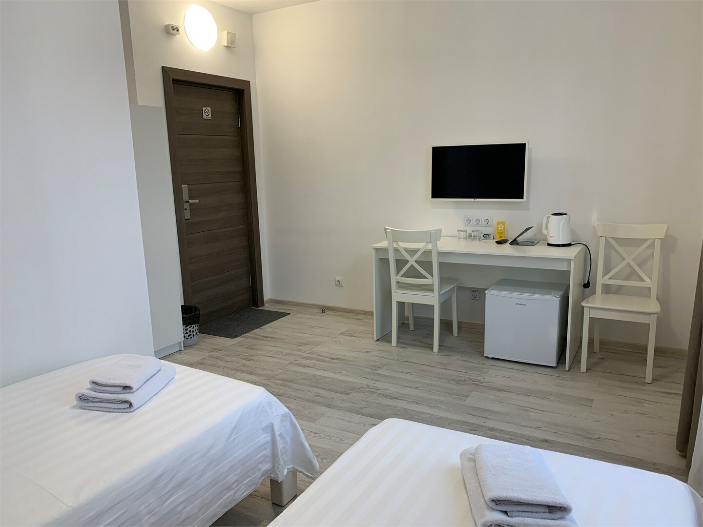 Новый корпус две односпальные кровати