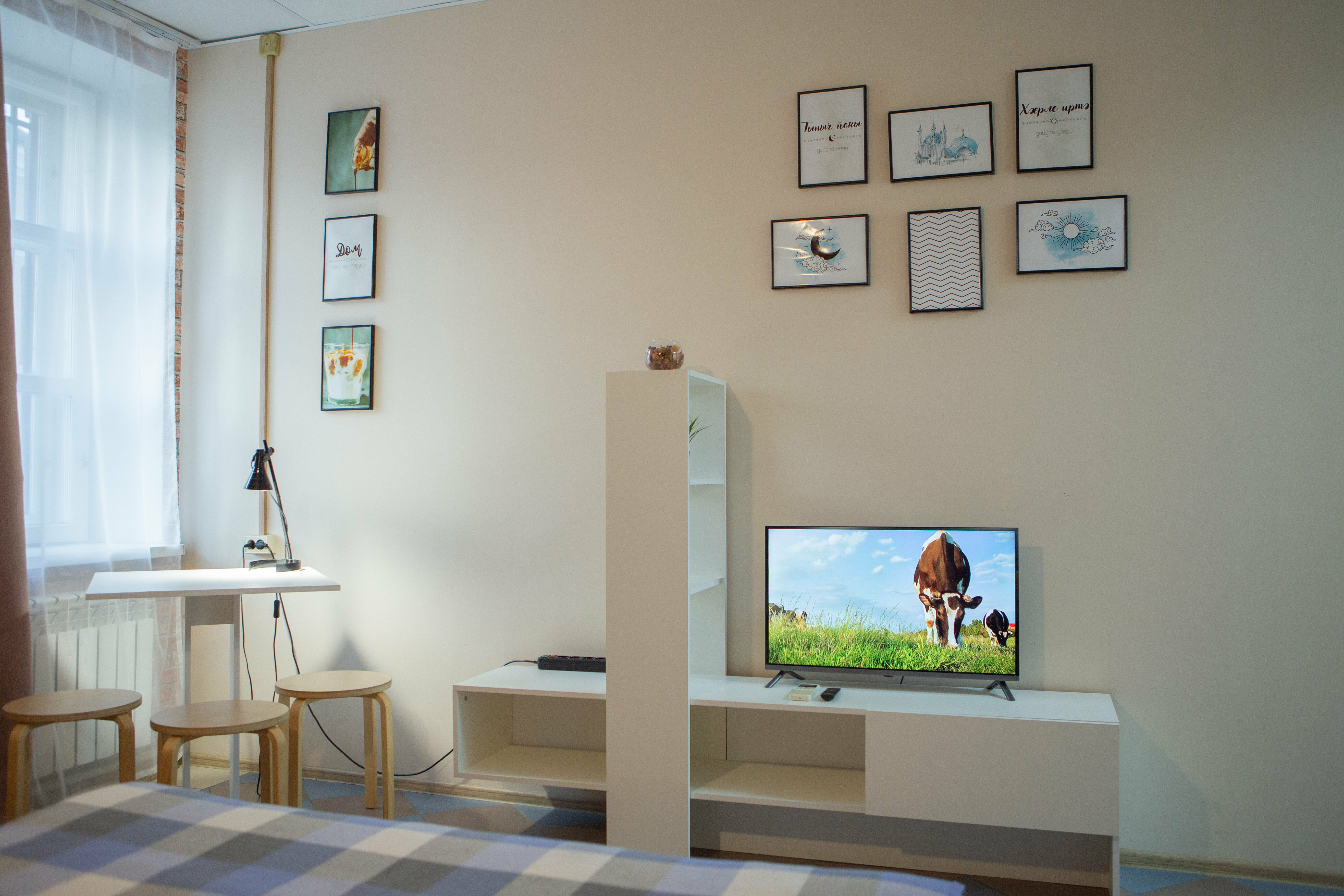 Трехместный номер с собственной ванной комнатой