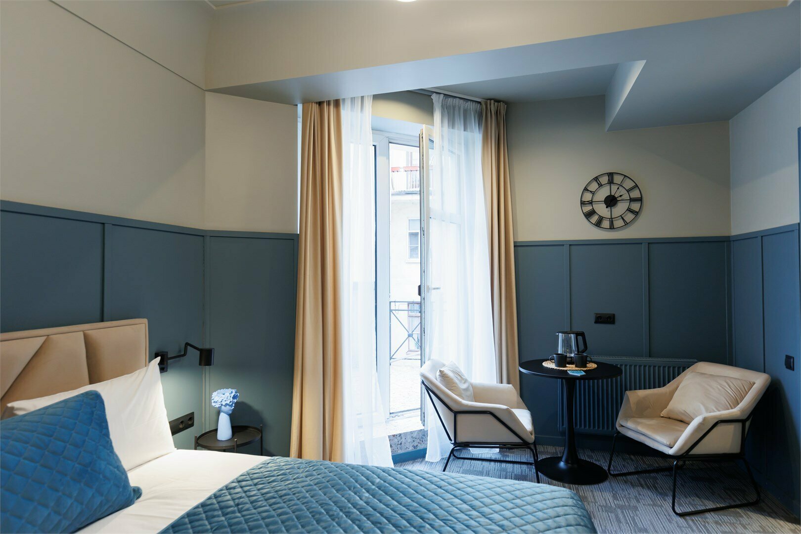 Двухместный номер Комфорт с балконом