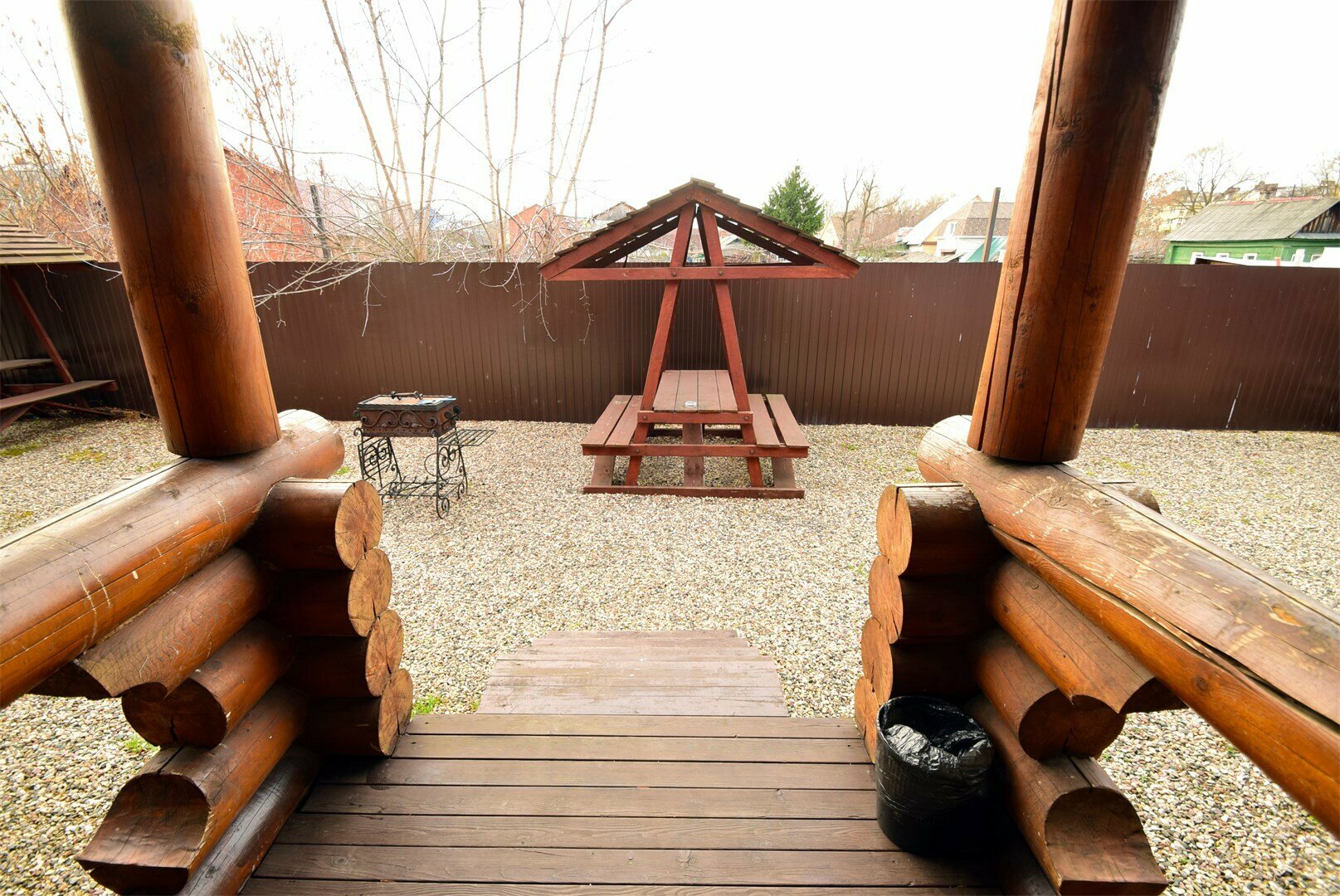 Изба с двумя спальнями и баней