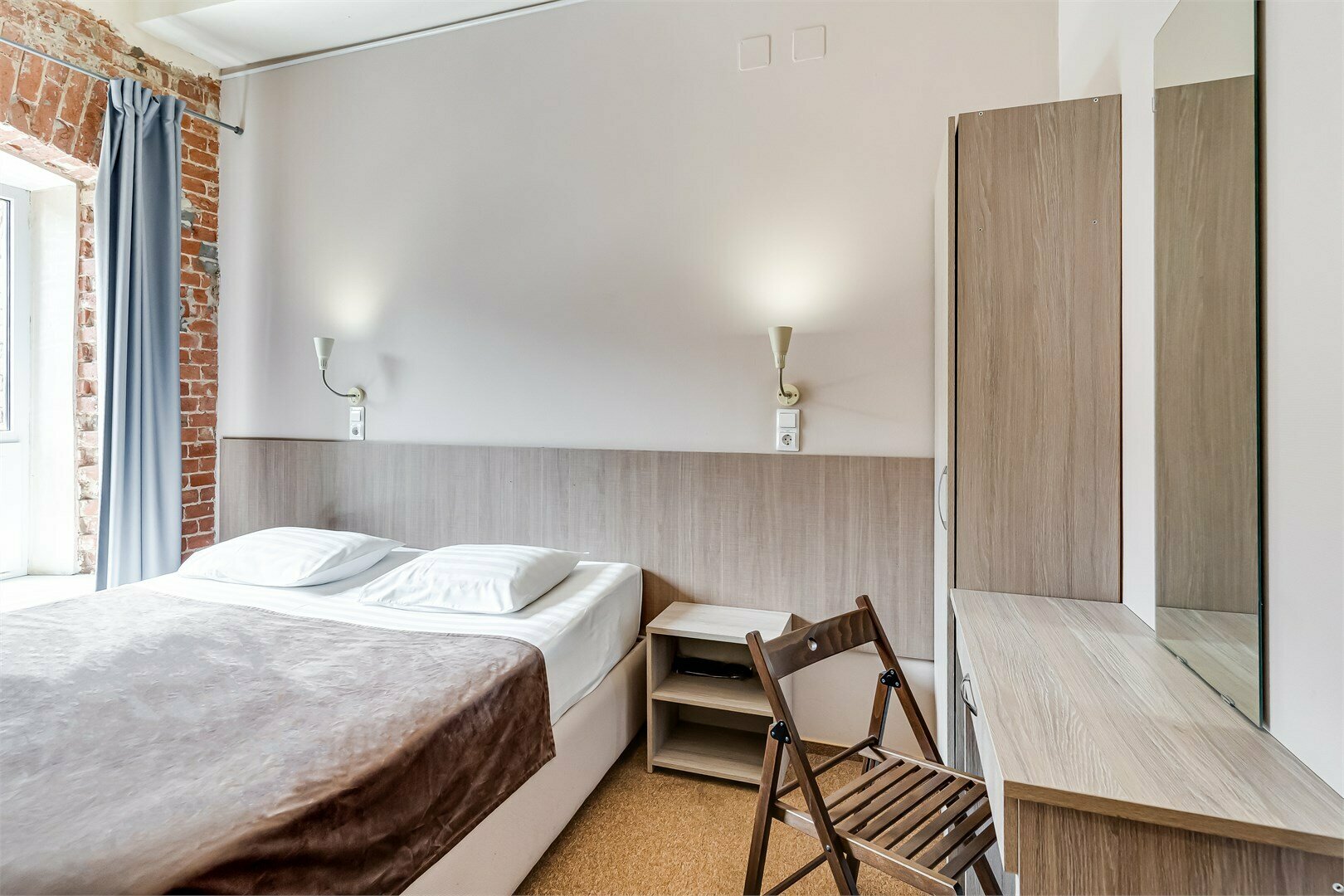 Комфорт двухместный с общей ванной комнатой