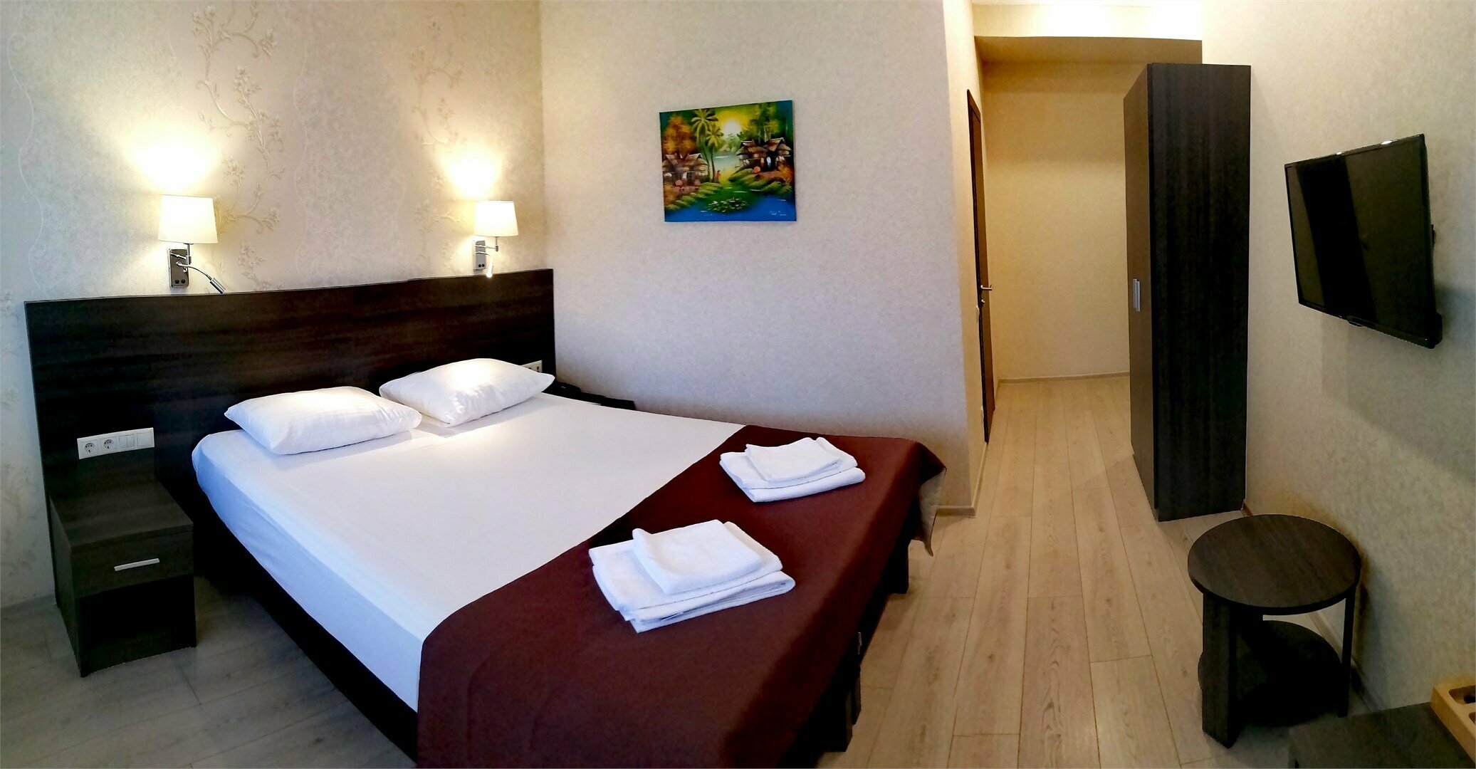 Полулюкс с балконом