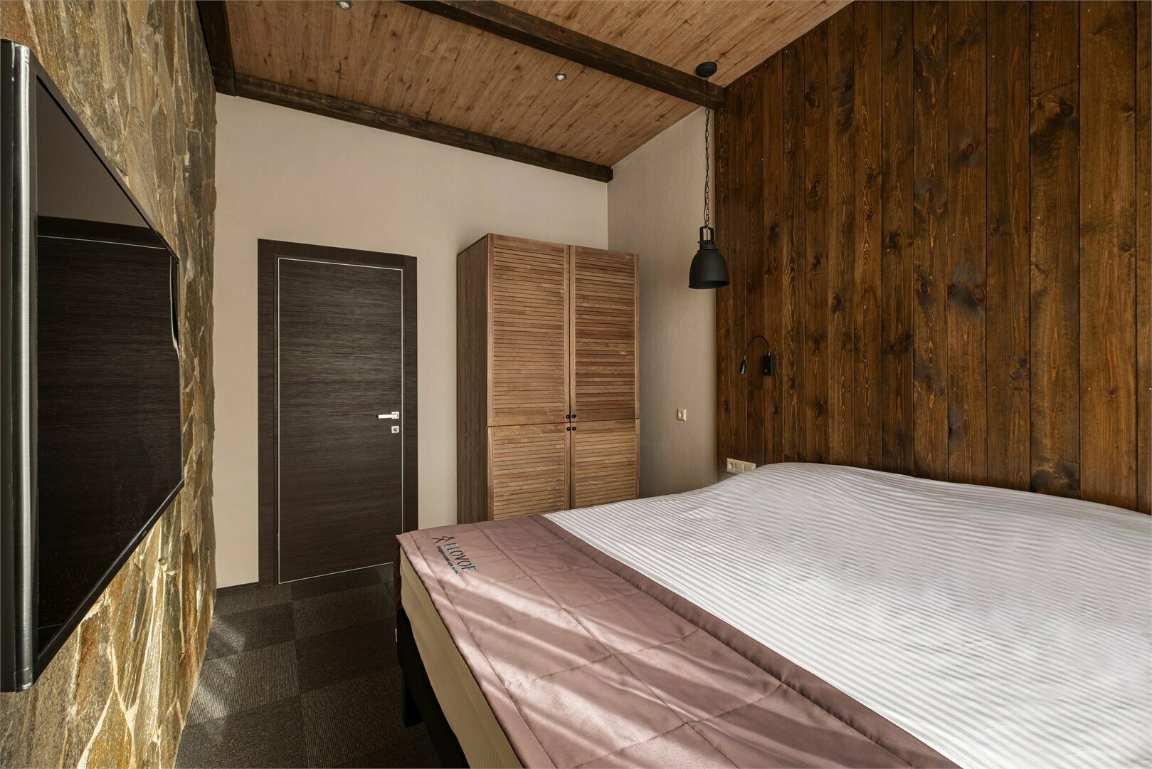 Люкс трехкомнатный (корпус Дания)