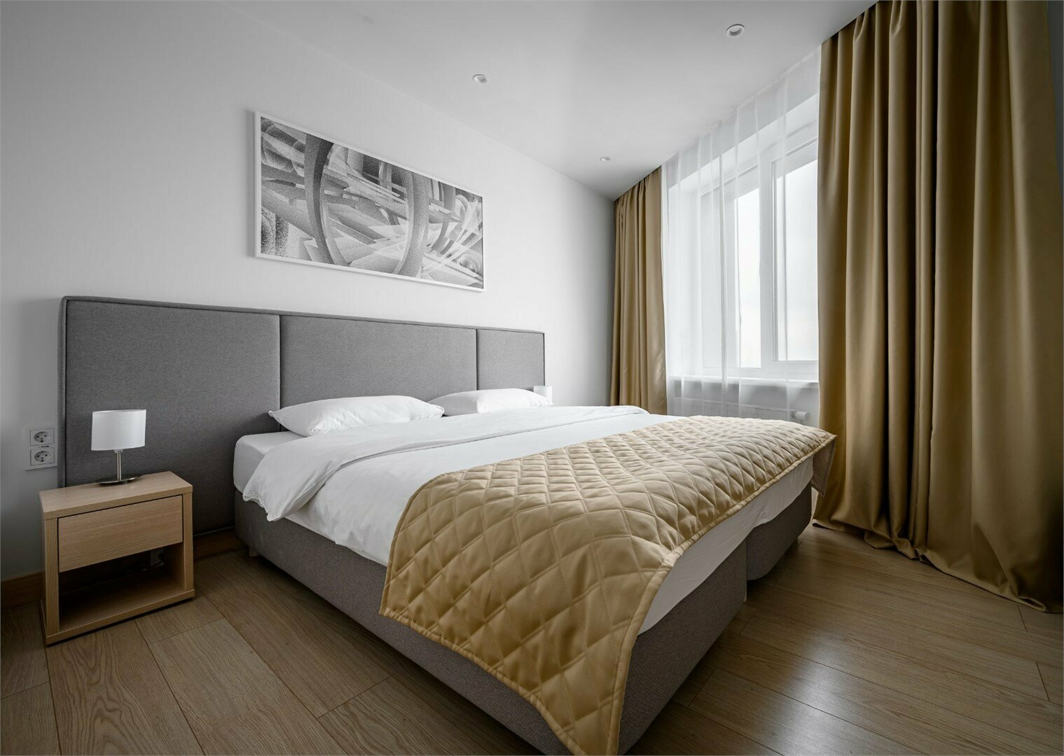 Полулюкс с террасой (Технопарк)