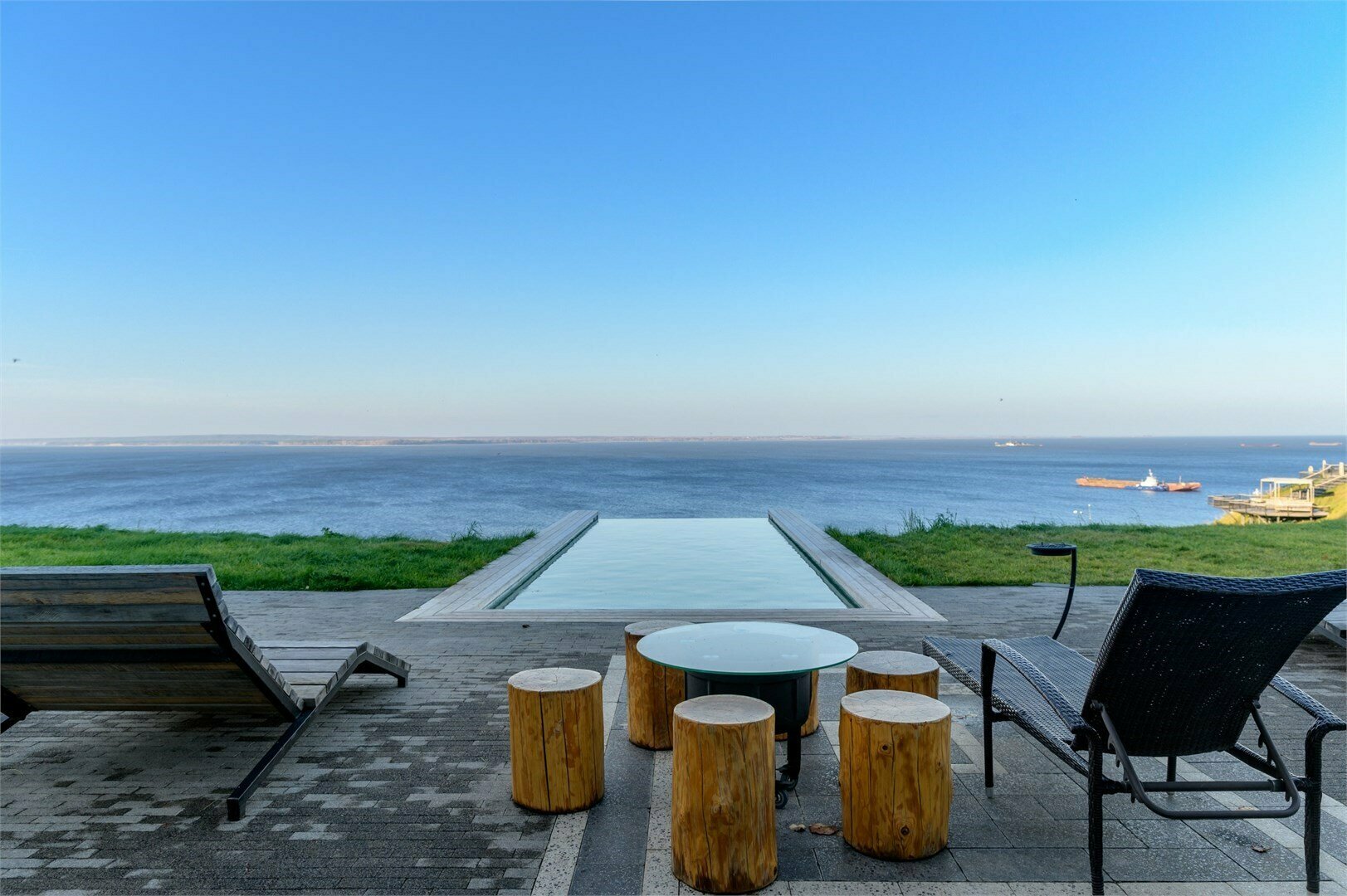 Вилла "Слияние" (2 этажа, отдельный бассейн-водопад для всех вилл)