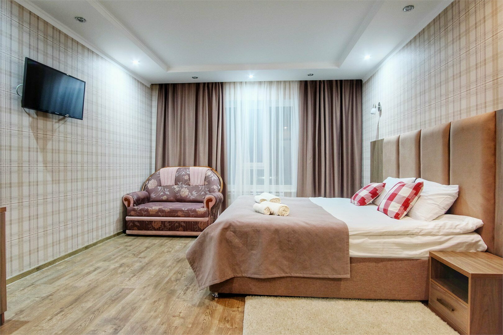 Семейный с доп диваном