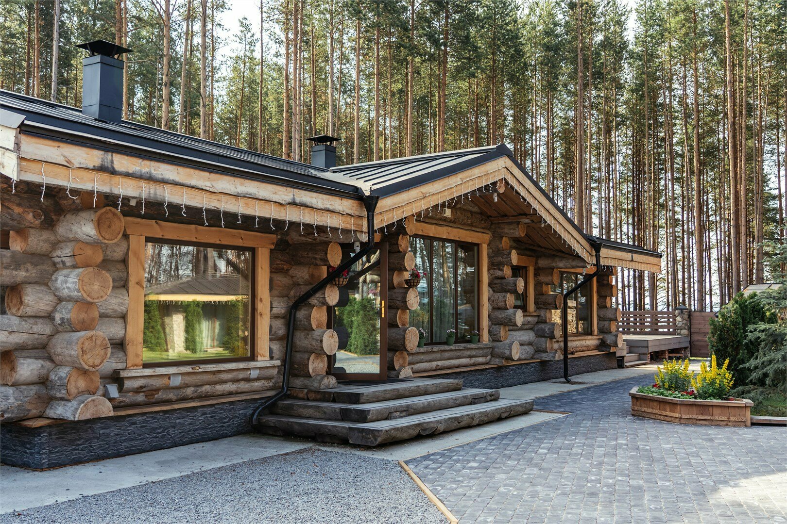 Рубленный дом из кело