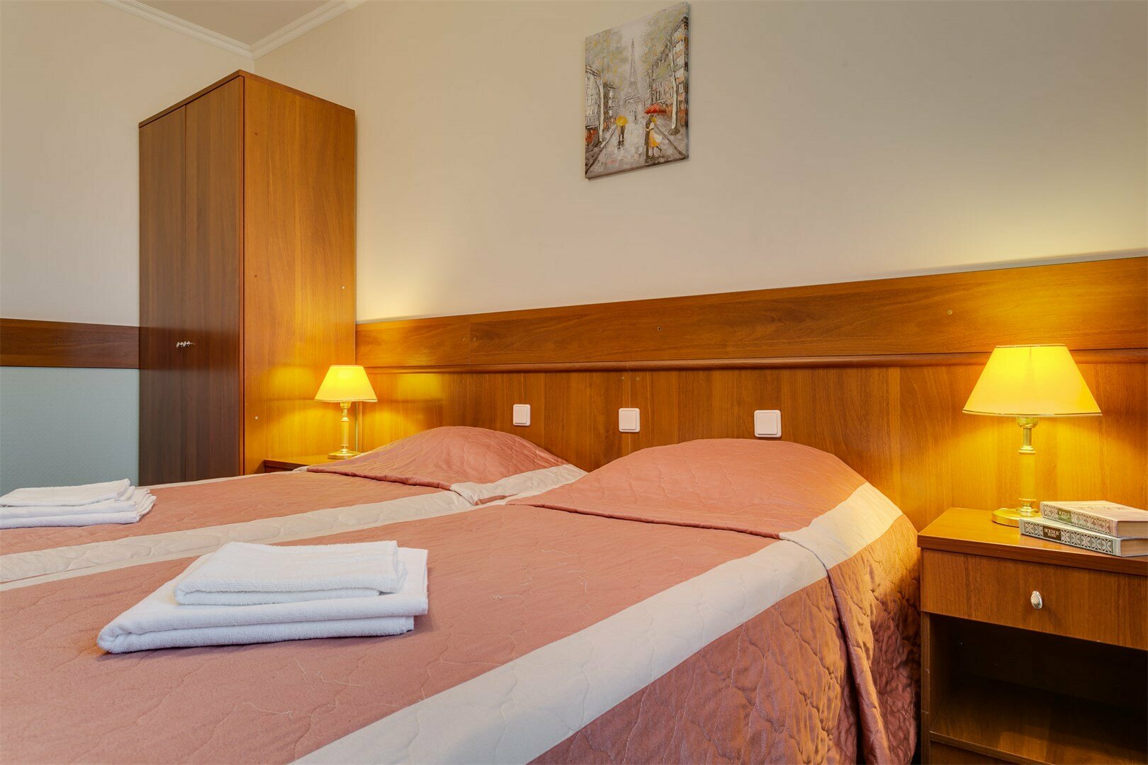 Меблированная комната  с общей ванной в блоке