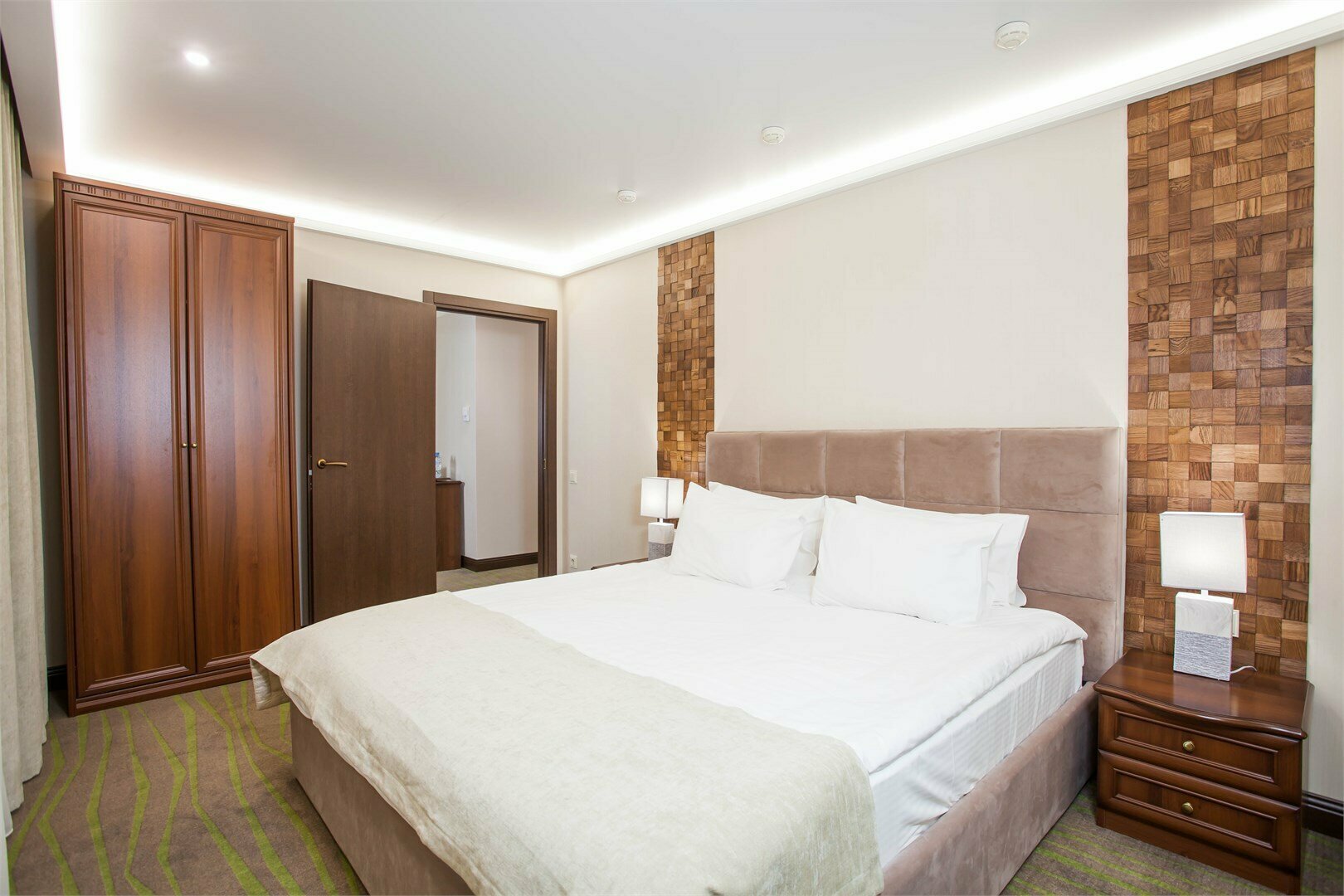 Стандартный двухместный люкс с 1 кроватью