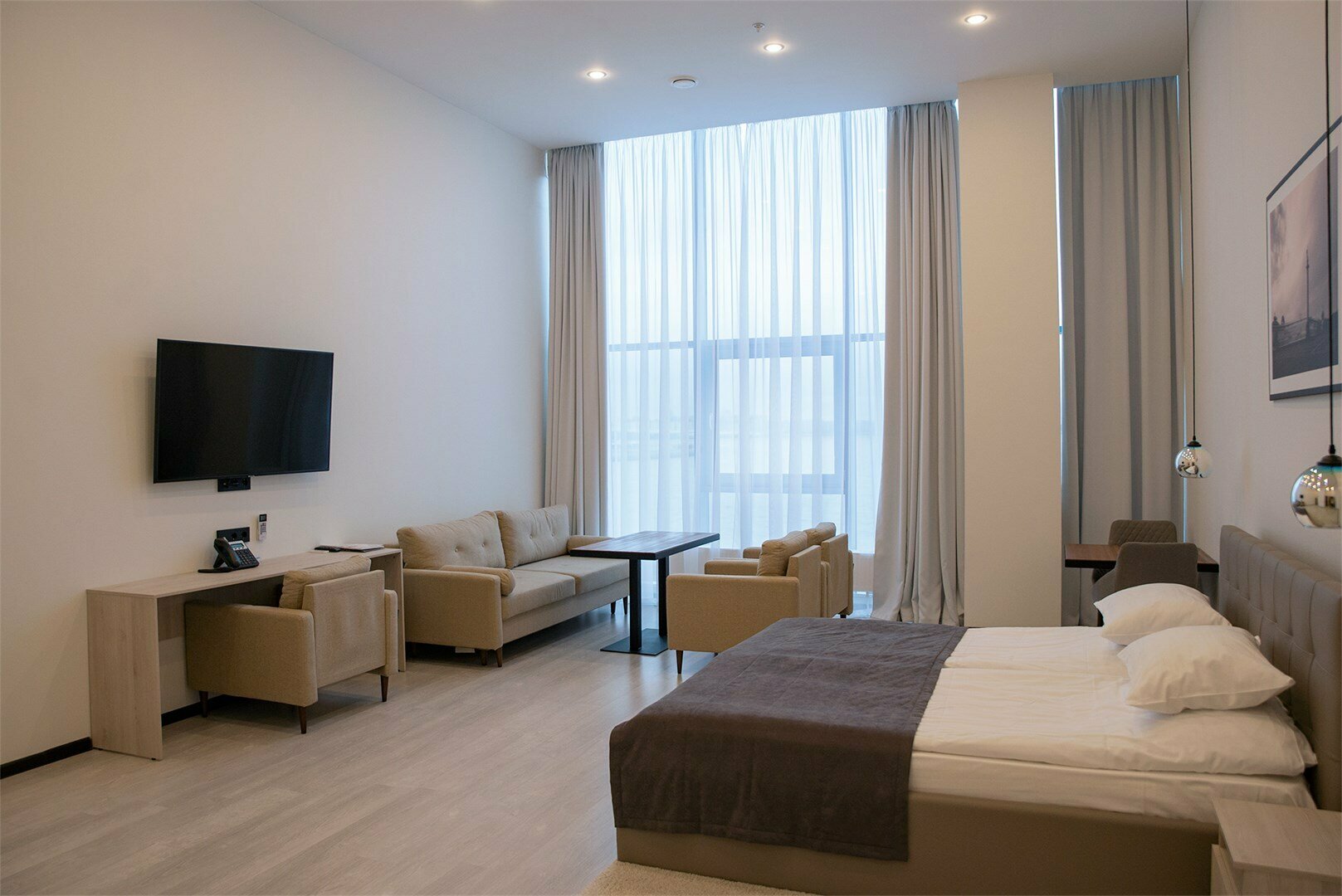 Люкс на 3-м этаже с двуспальной кроватью