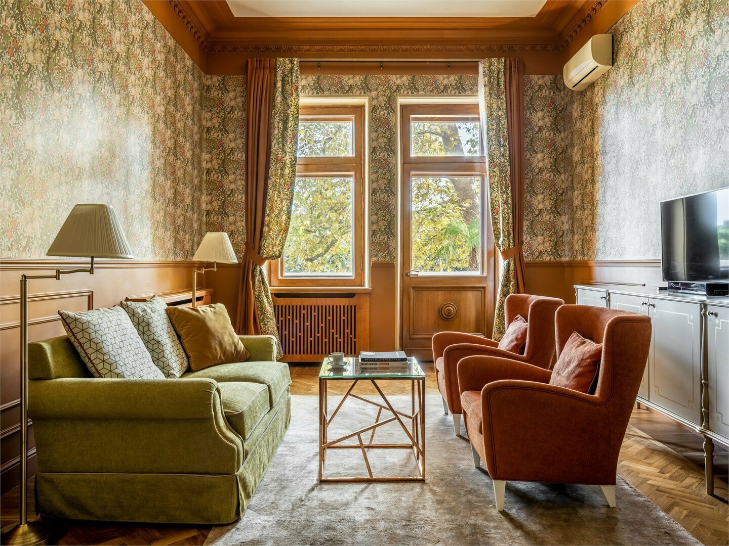 Джуниор Сьют