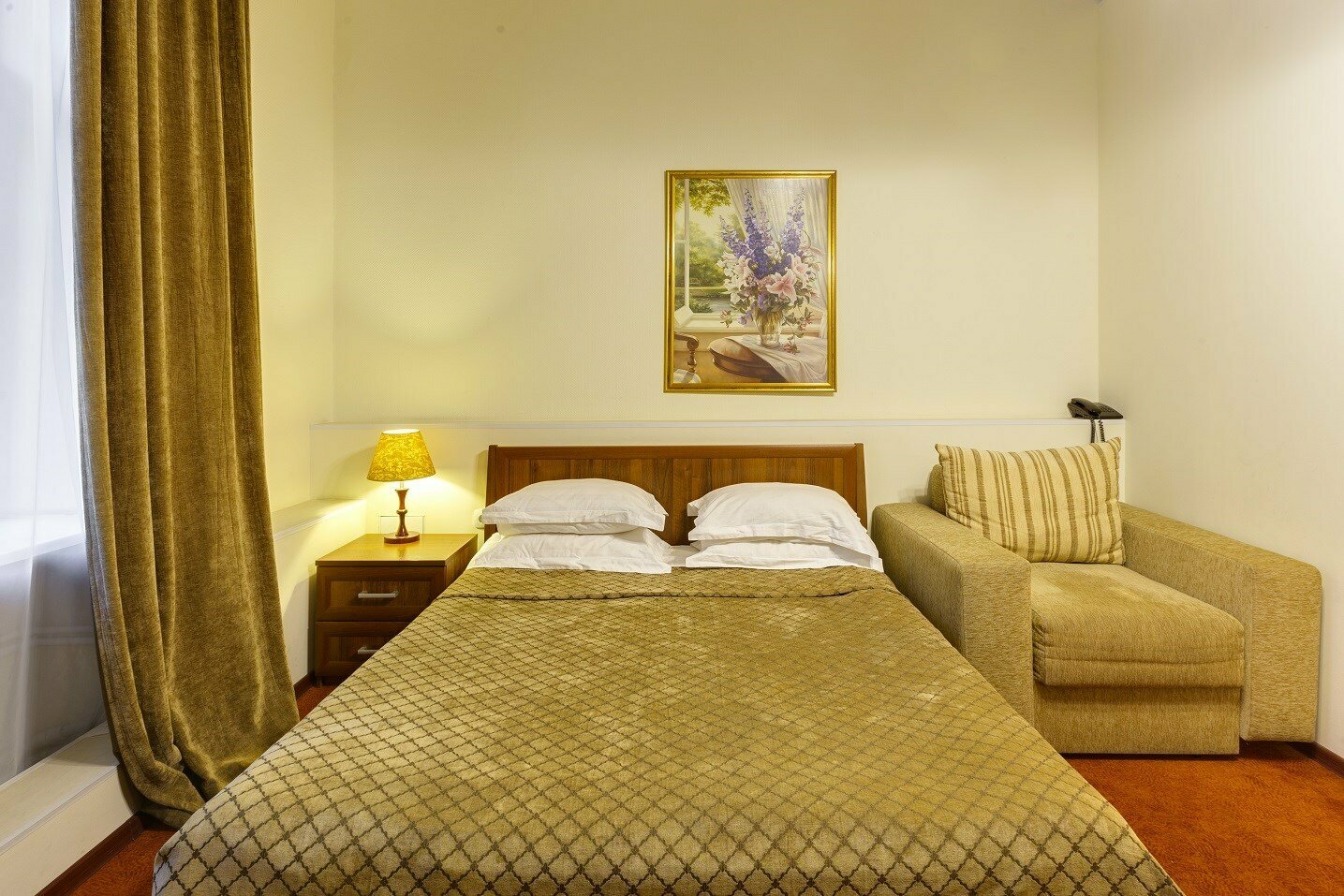 Улучшенный номер с 1 большой или 2 раздельными кроватями (кондиционер)