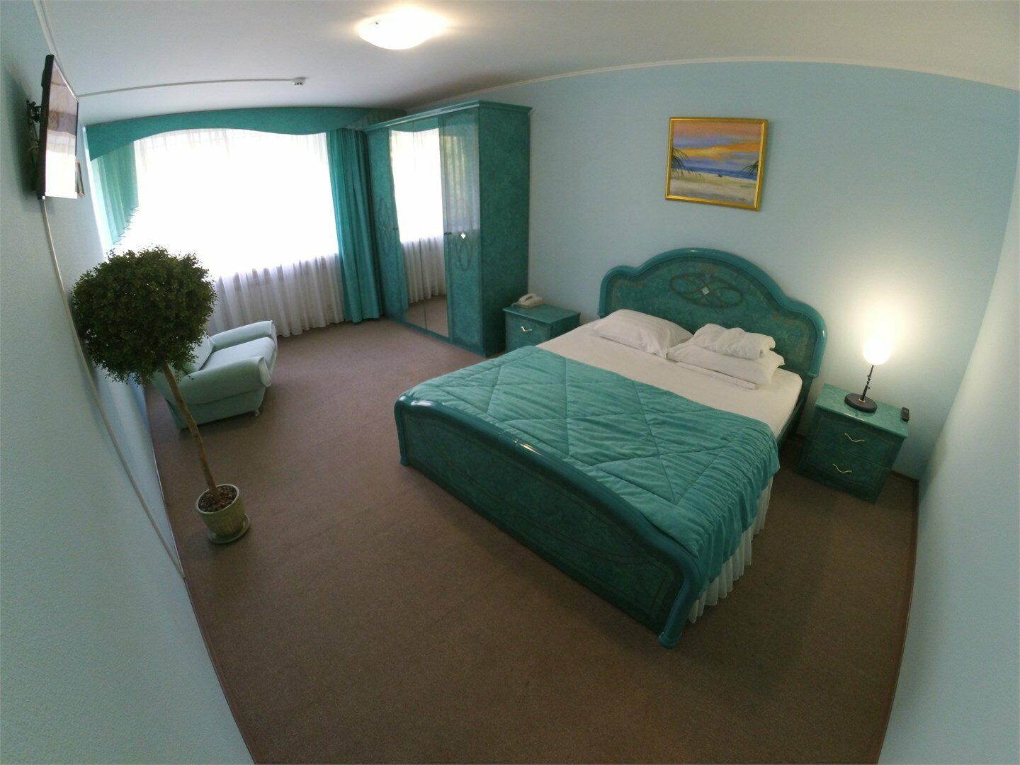 Студия с 2 спальной кроватью