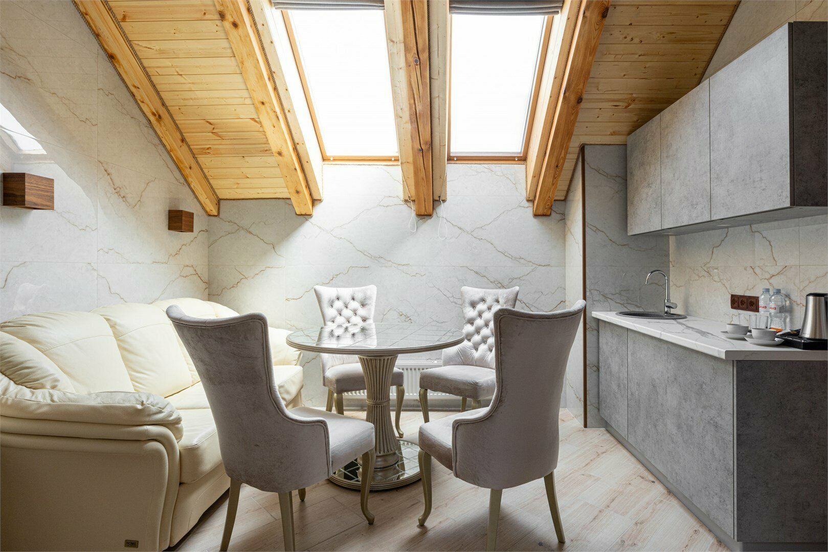 Апартаменты с балконом и видом на горы