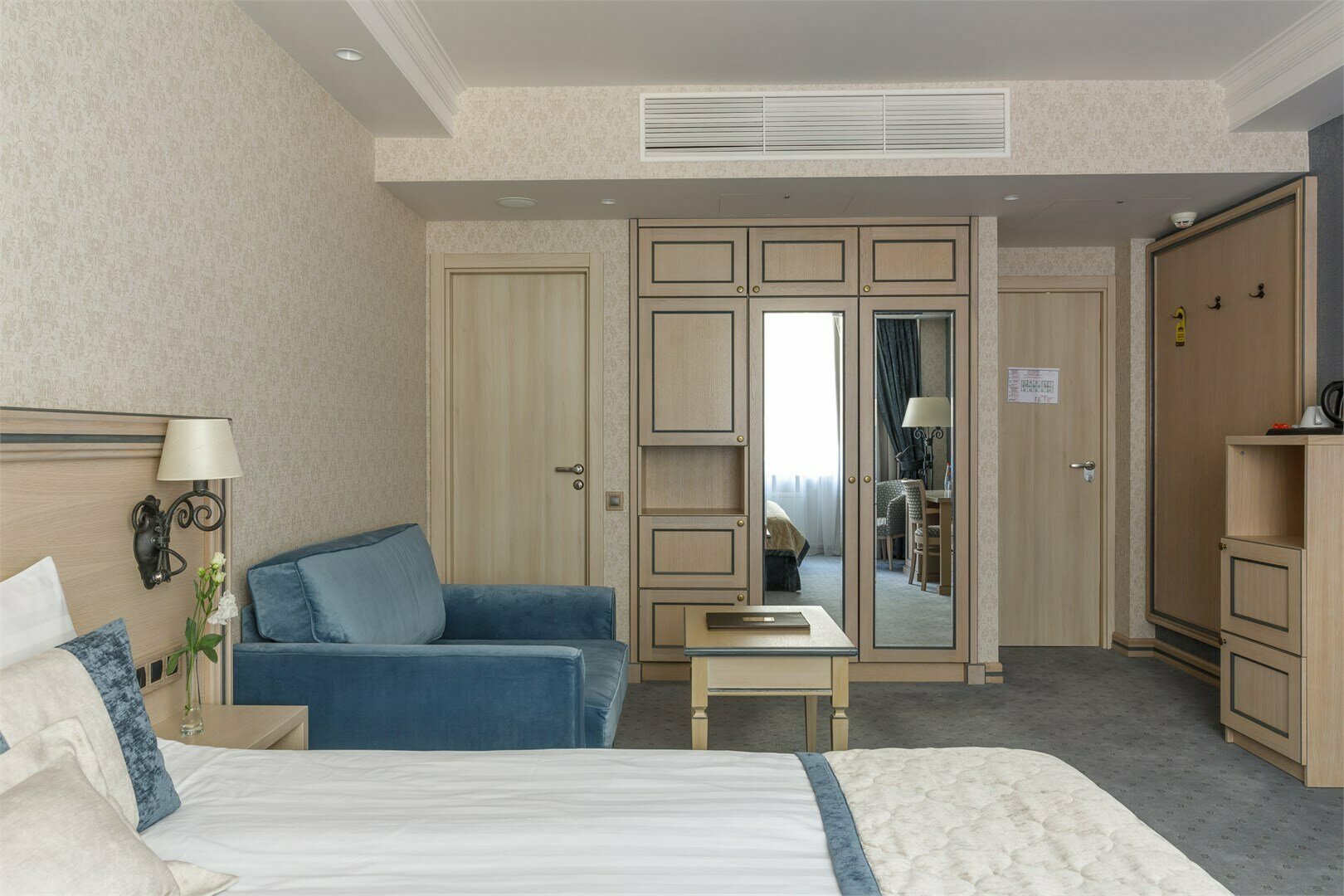 Джуниор Сьют