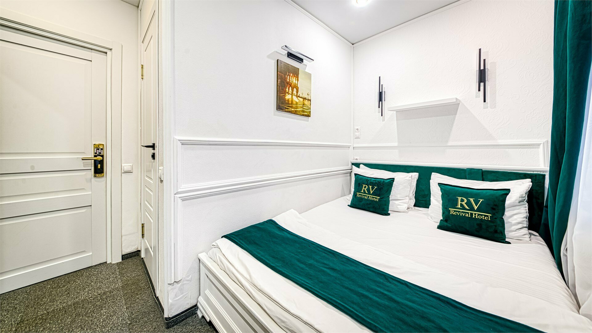 Небольшой двухместный номер с 1 кроватью или 2 отдельными кроватями