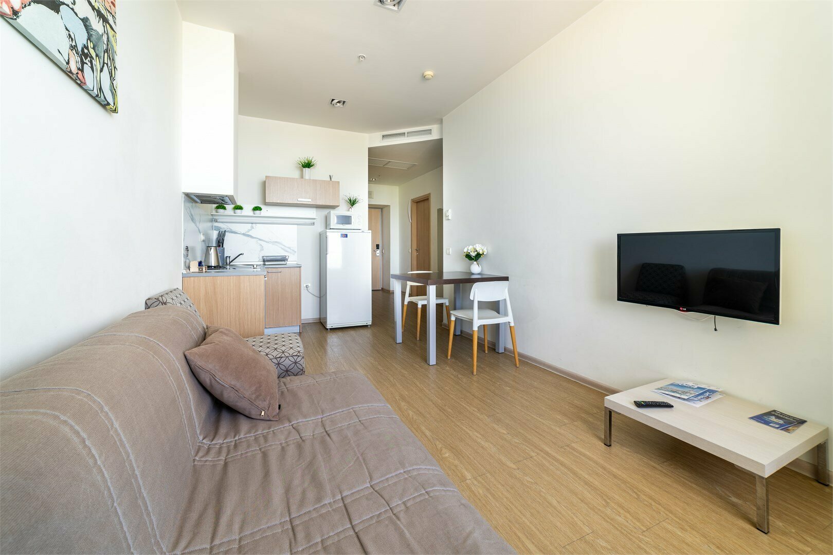 Двухкомнатные апартаменты с видом на море (2-5 этаж)