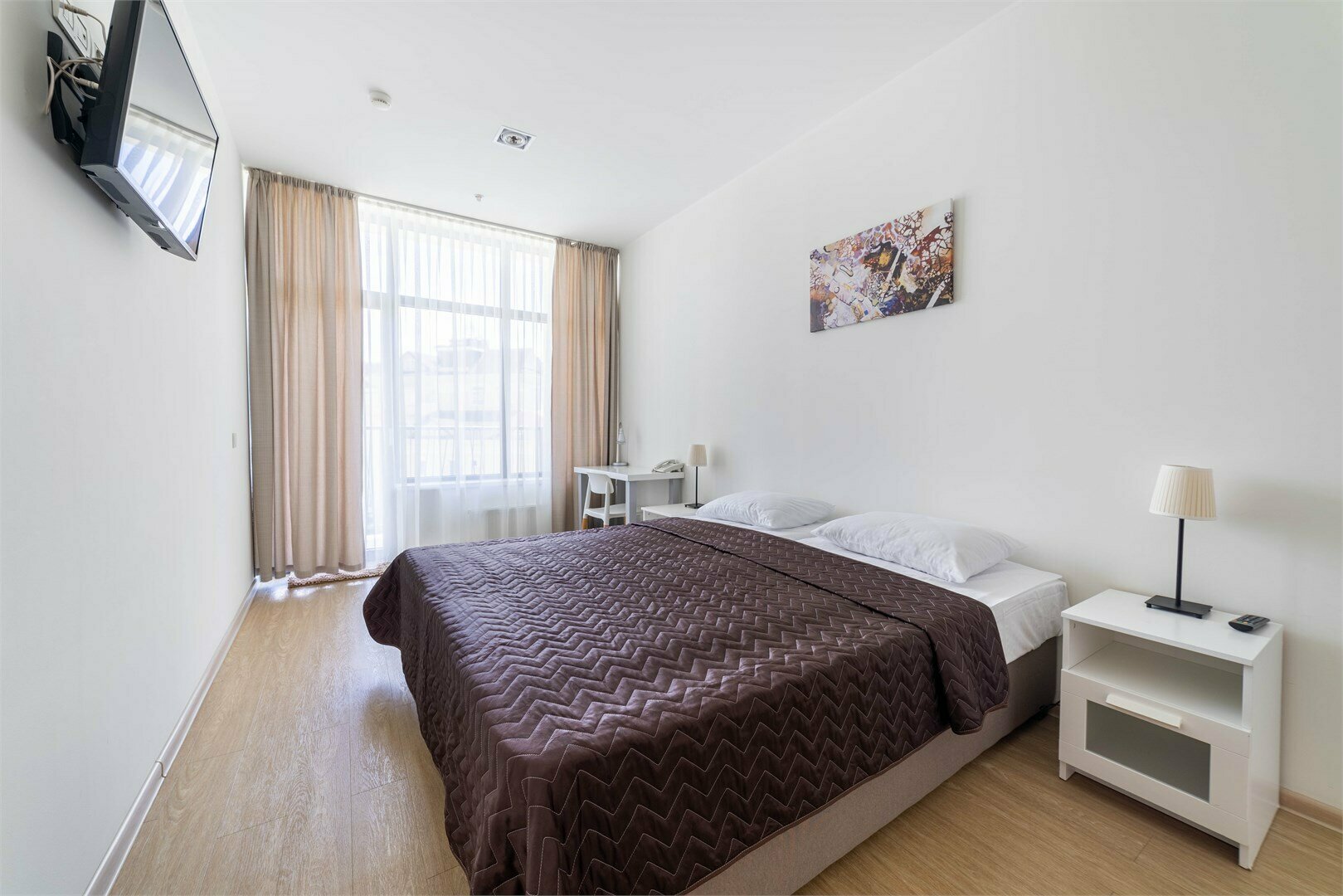 Двухкомнатные апартаменты с одной спальней (6-12 этаж)