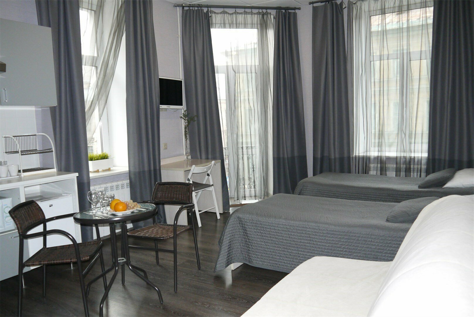 Студия с балконом