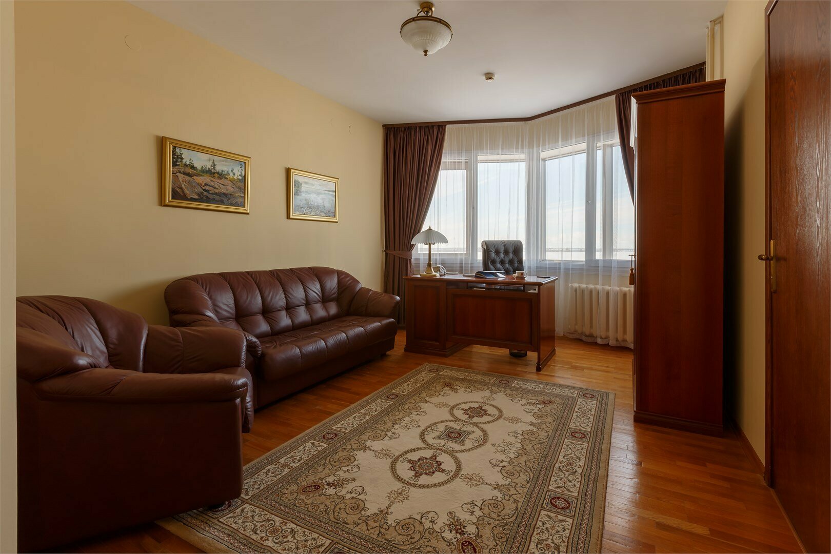 "VIP-люкс 3-х комнатный"