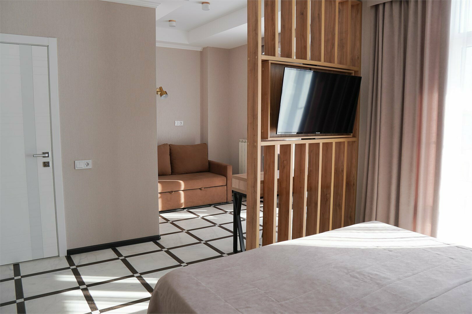 Стандарт премиум с видом на бассейн