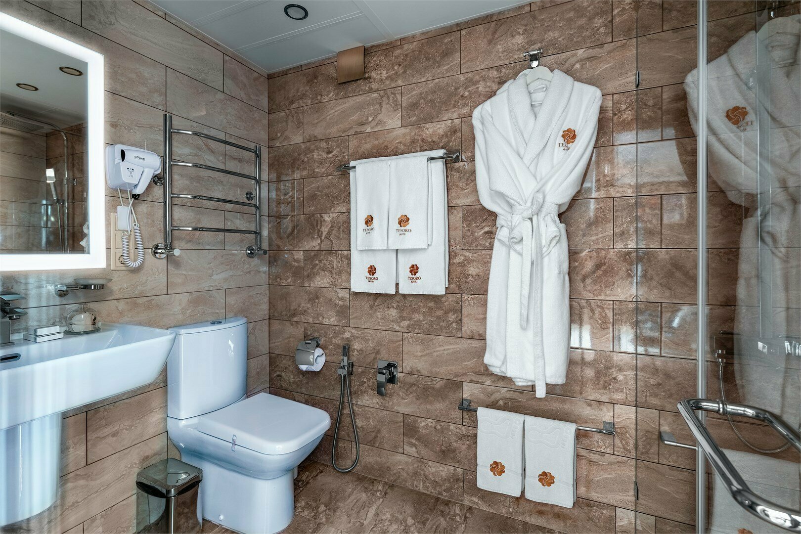 Двухуровневый Люкс