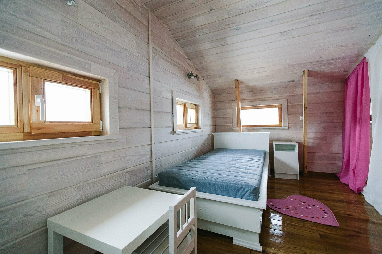 Вилла Скандик Bordo/ Kalina/ Stockholm/ Biarritz