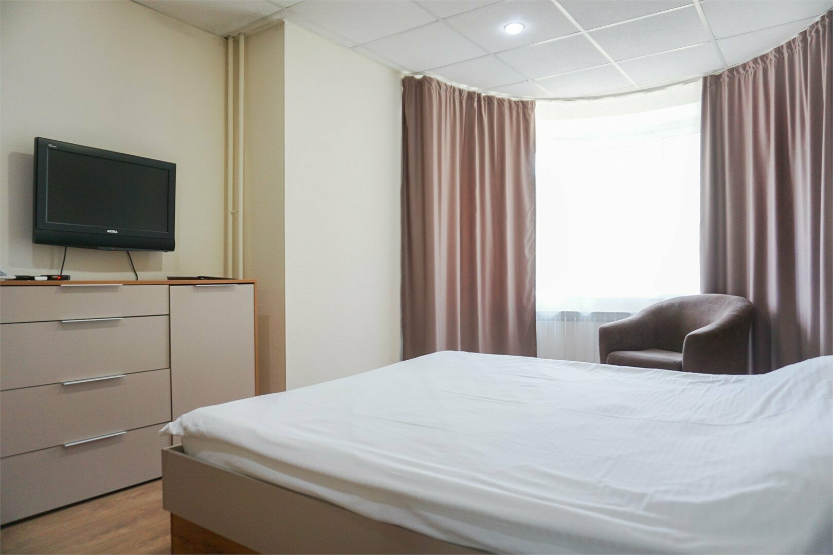 Двухместный с двуспальной кроватью