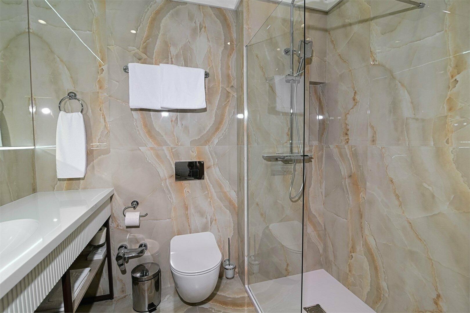 Улучшенный Полулюкс