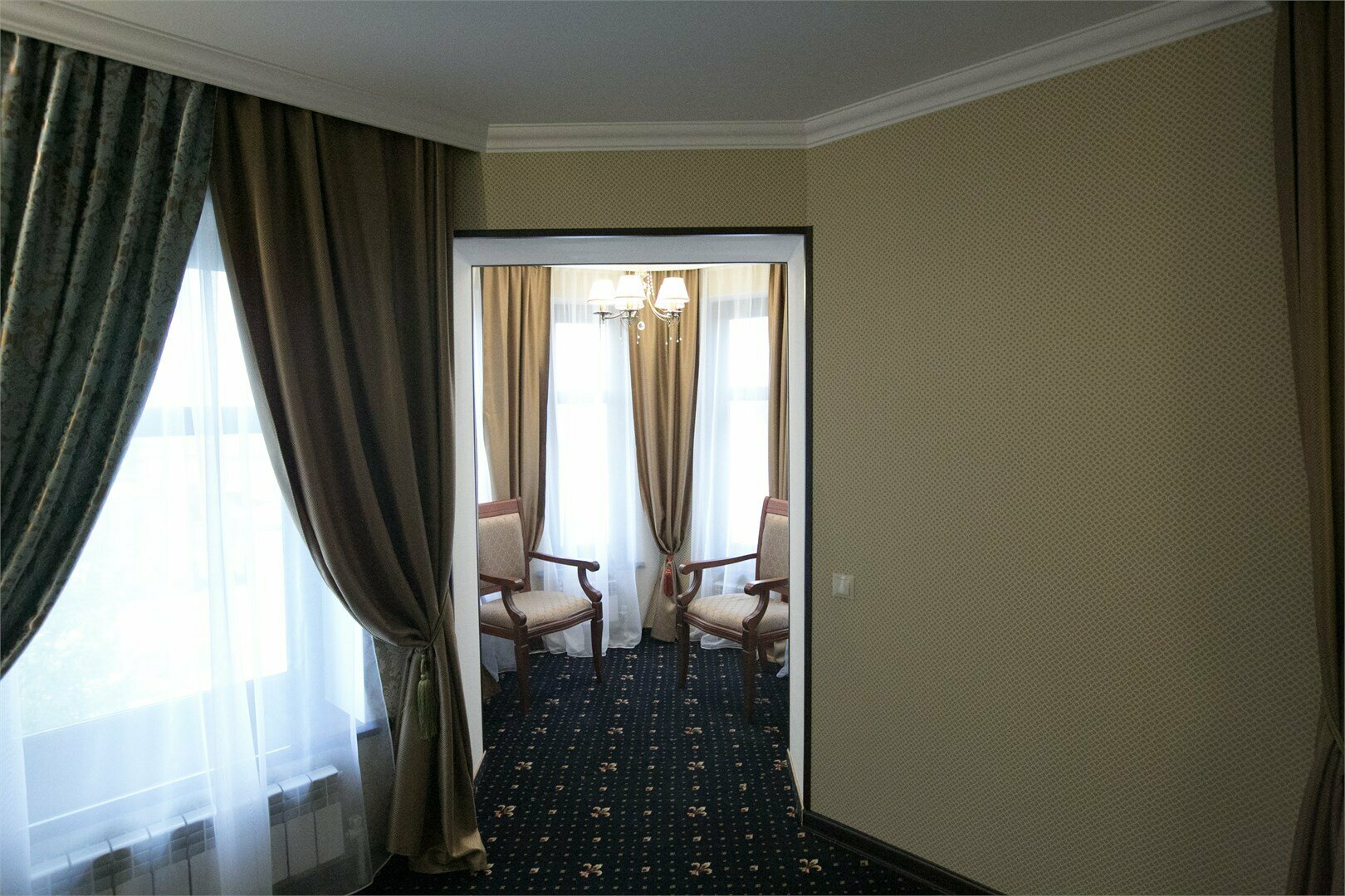 Номер Делюкс