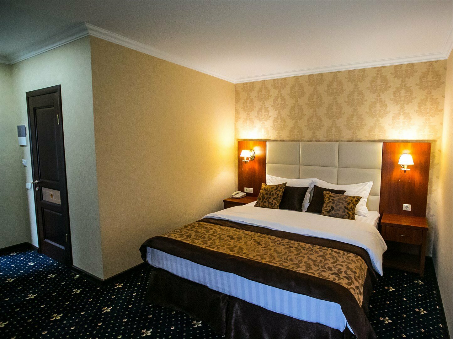 Семейный номер