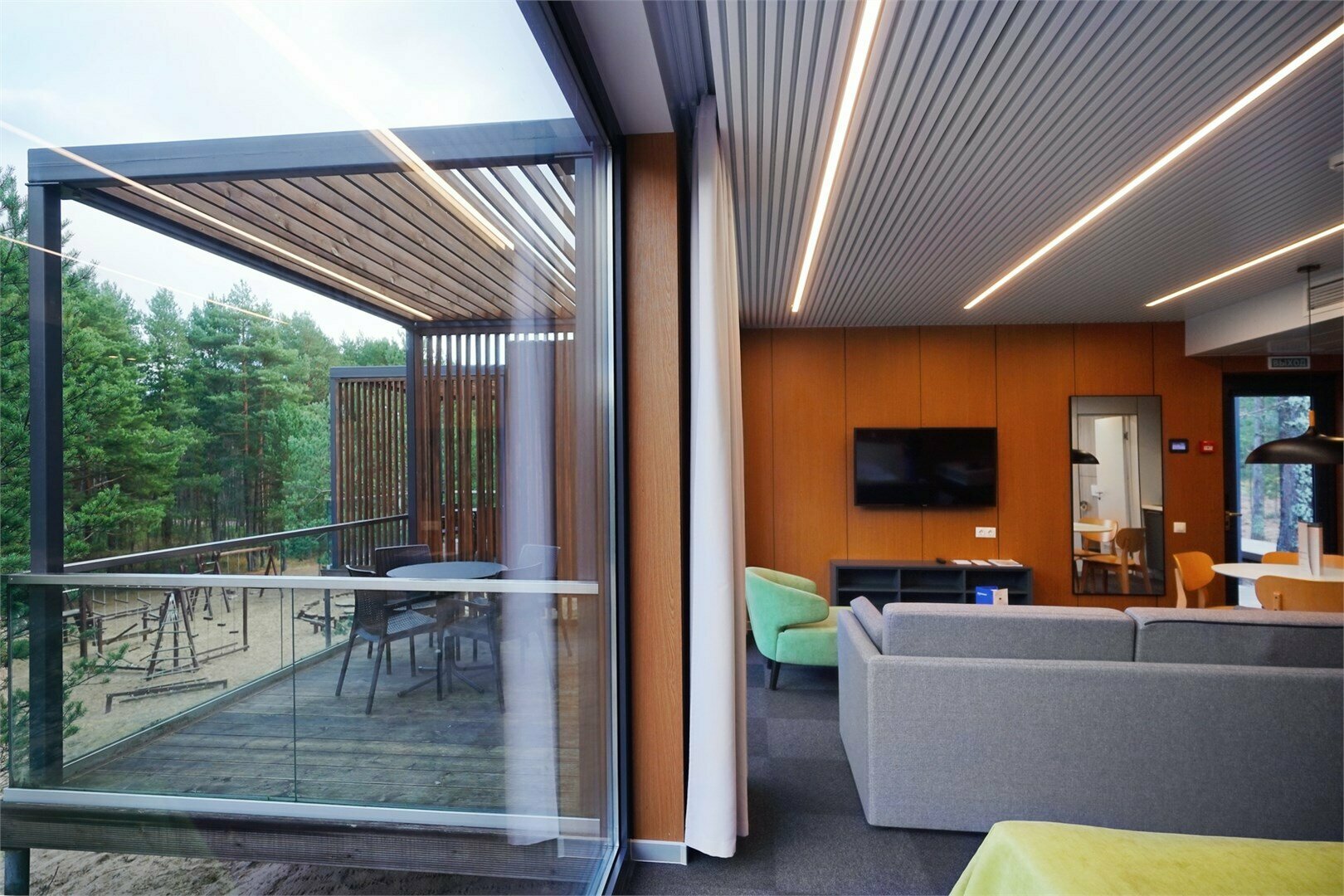 Семейная «Студия» с отдельным входом