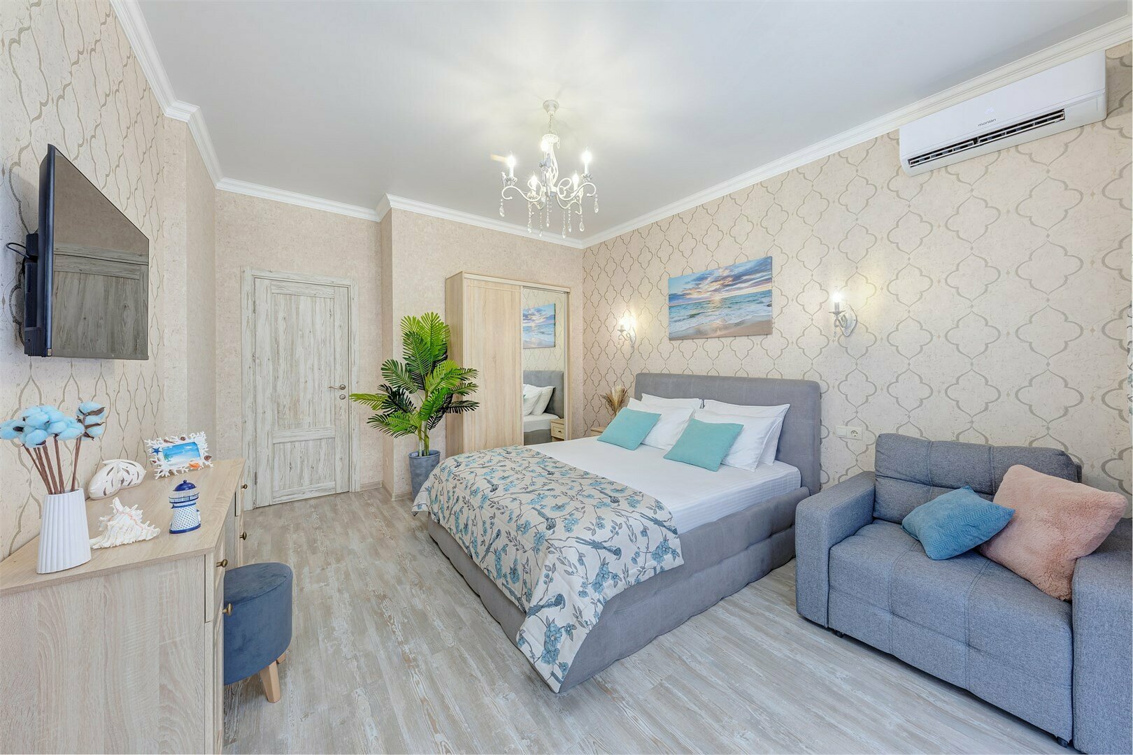 Апартаменты с видом на горы (2 комнаты, 56 кв.м)