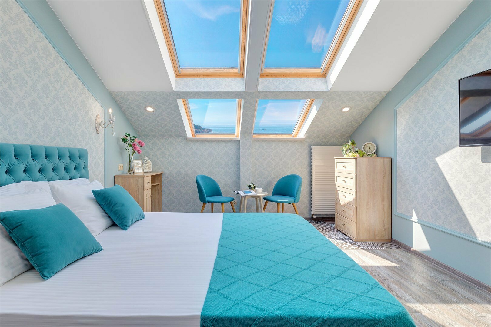 Апартаменты с видом на море (2 комнаты, 55 кв.м)