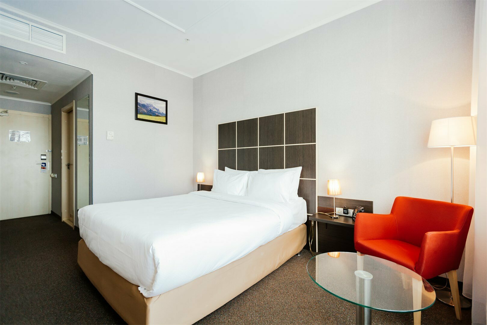 Бизнес с двуспальной кроватью