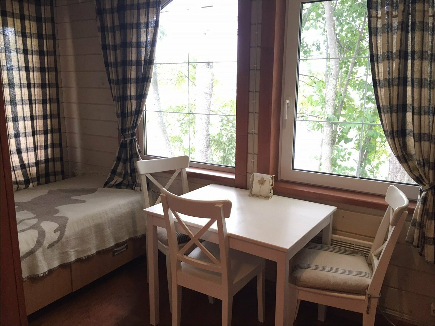 Коттедж с камином 2-х местный