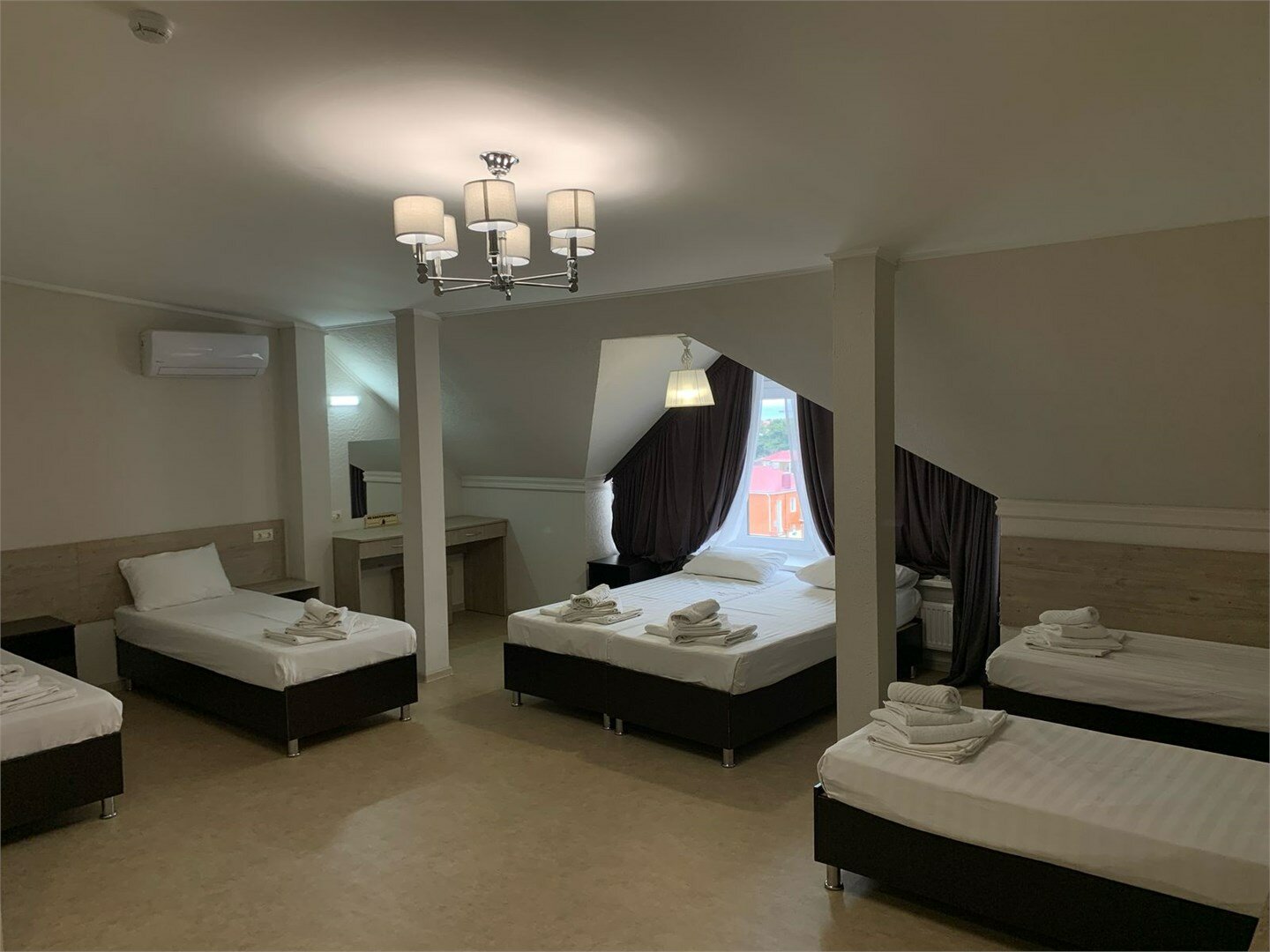 Стандарт 6-и местный мансарда