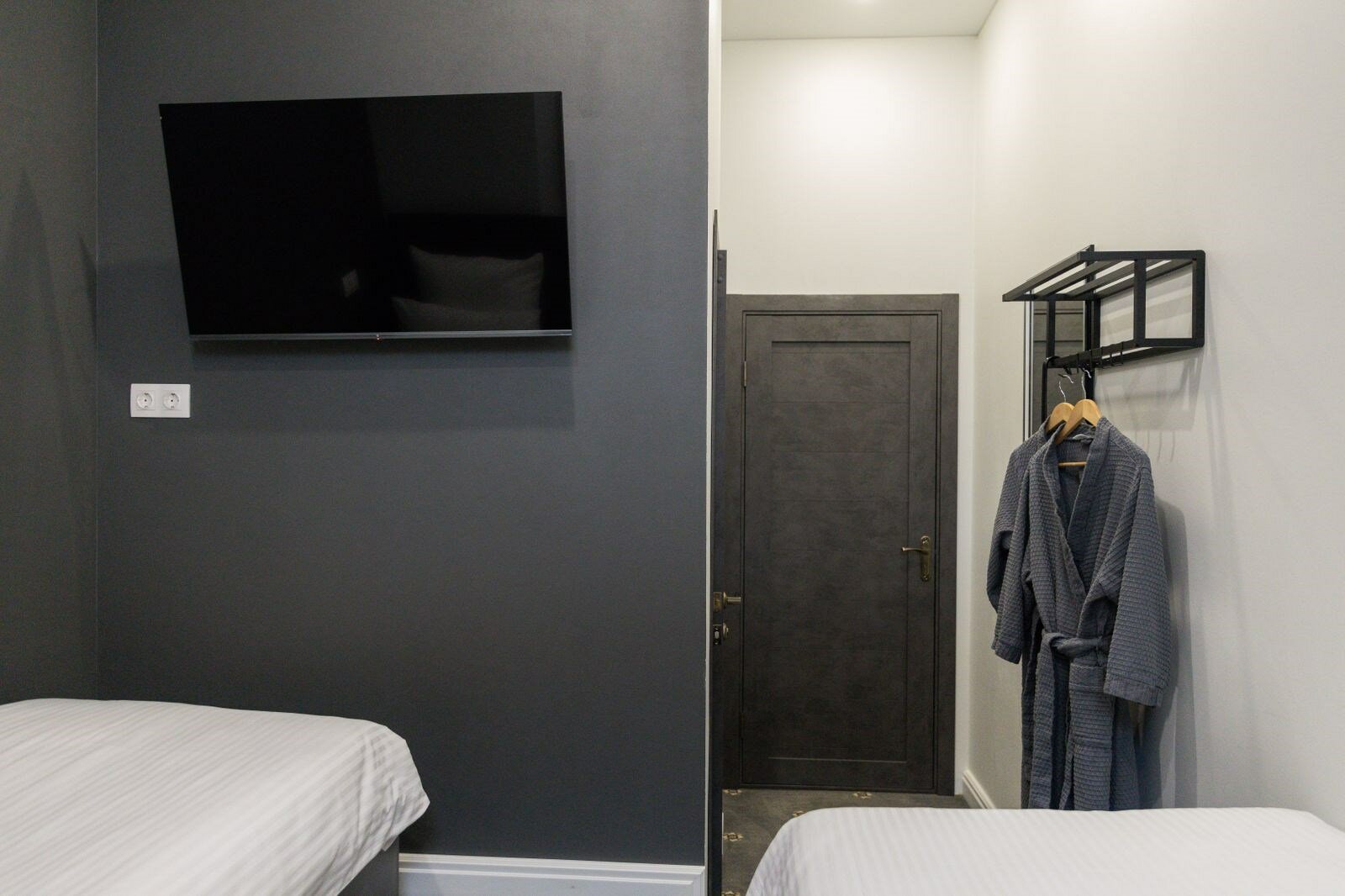 Номер стандарт с двумя раздельными односпальными кроватями