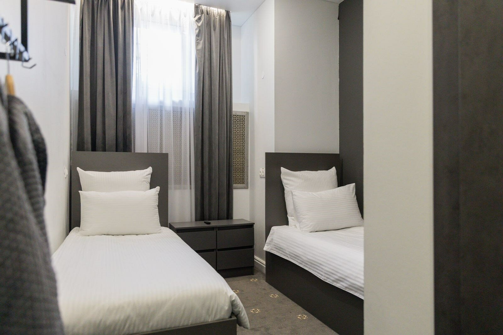 Номер стандарт с двумя раздельными односпальными кроватями