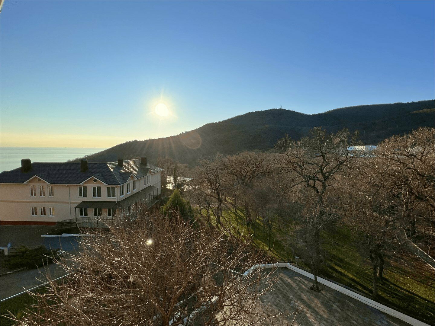 Улучшенный люкс