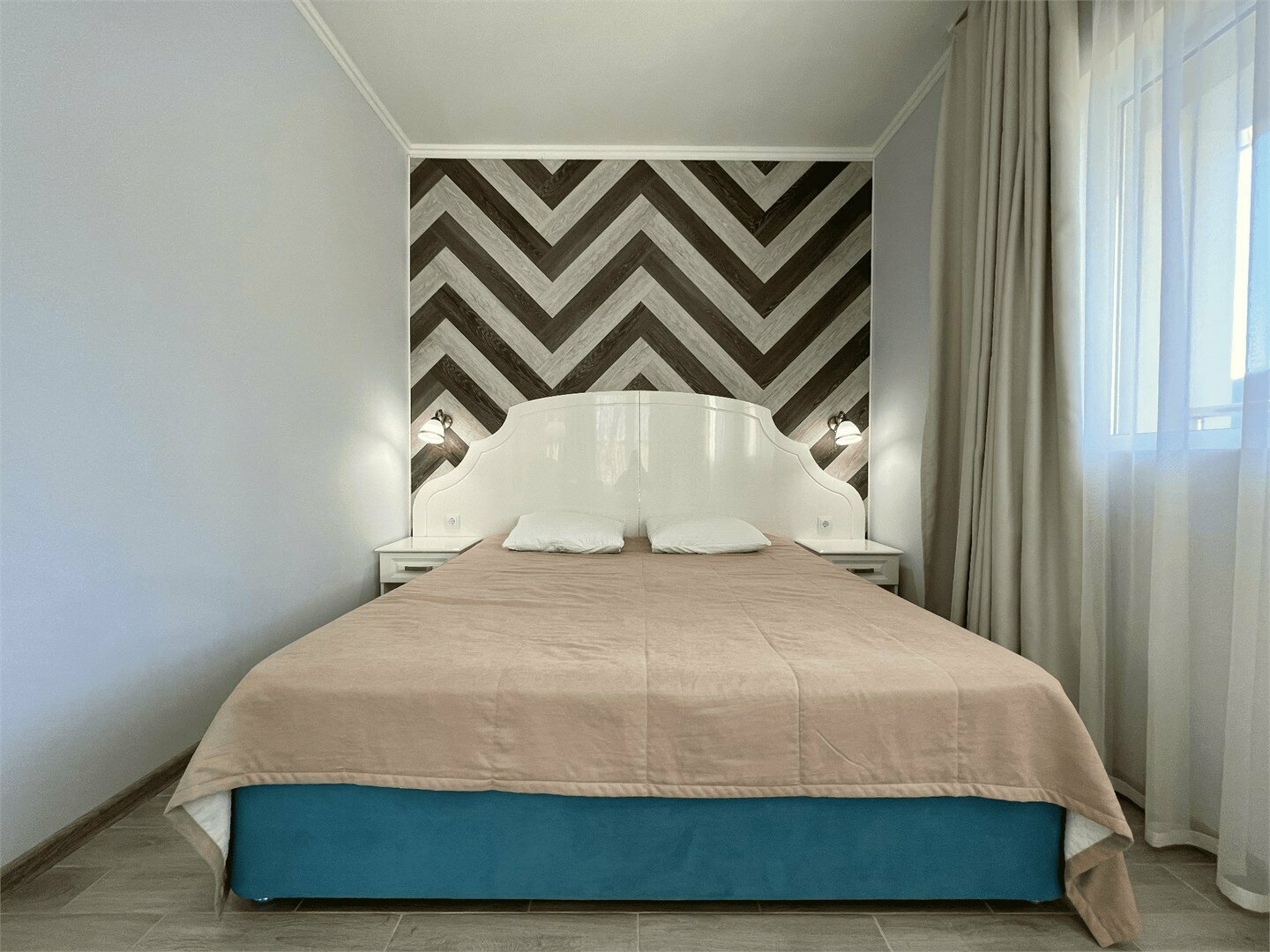 Улучшенный люкс