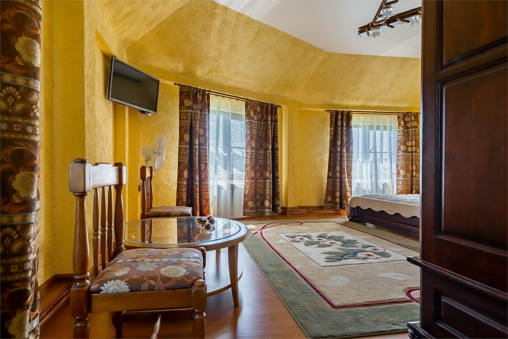 Люкс с видом на озеро