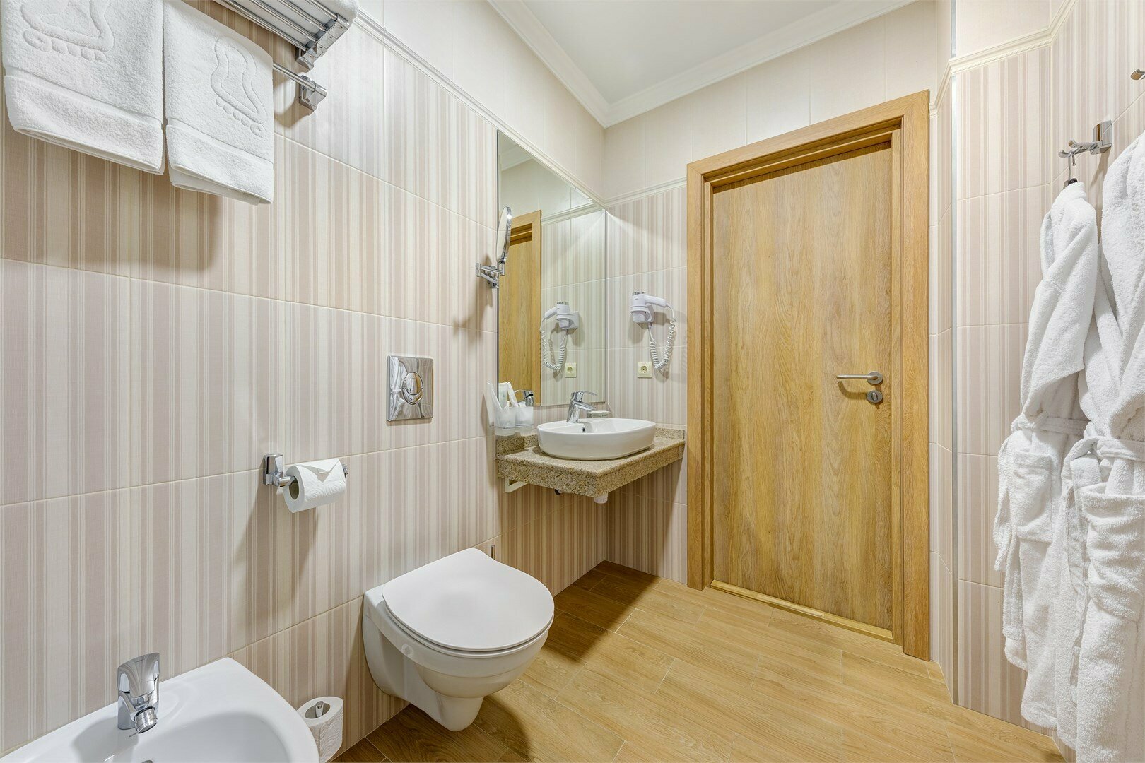 Джуниор сюит с балконом