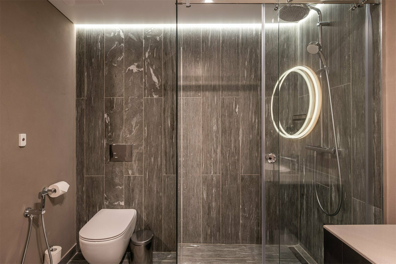 Улучшенный с диваном